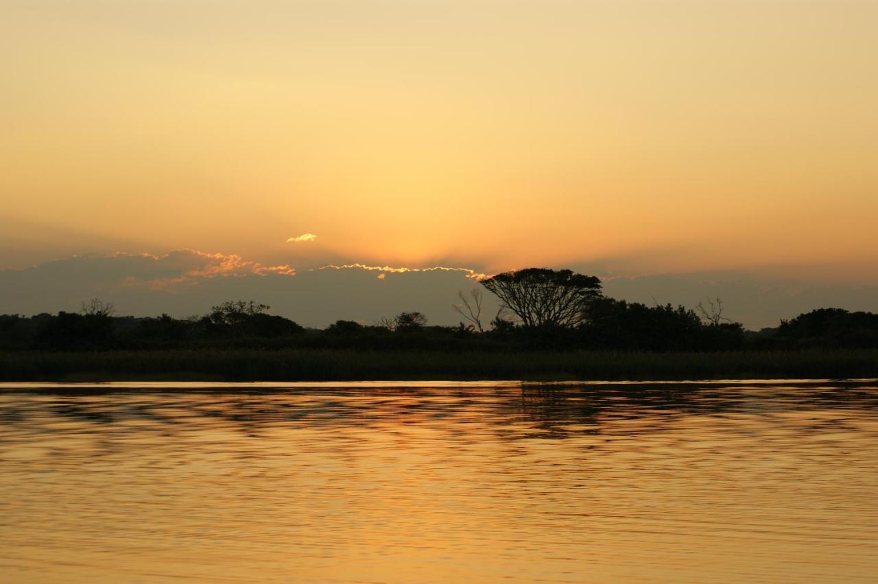 Bhangazi Lodge Bed & Breakfast Saint Lucia Estuary Esterno foto
